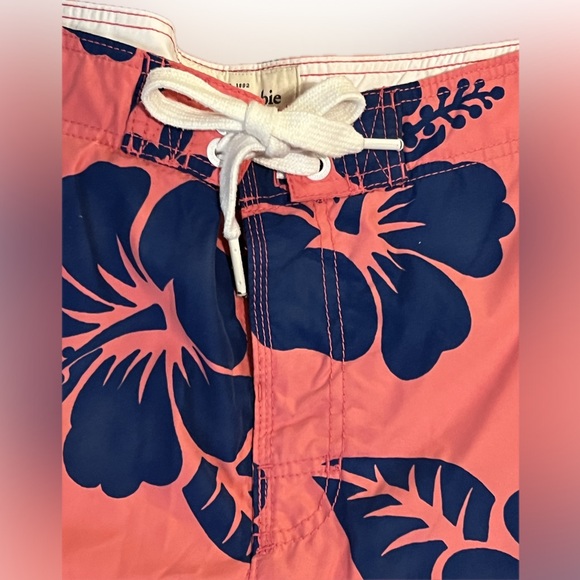 Abercrombie & Fitch Swim Trunks Size M Pink and Blue Floral 2018 Hibiscus Long - Picture 5 of 15